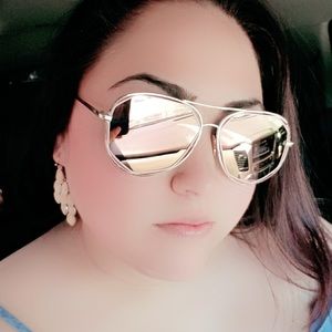 Meet your Posher, Bianca